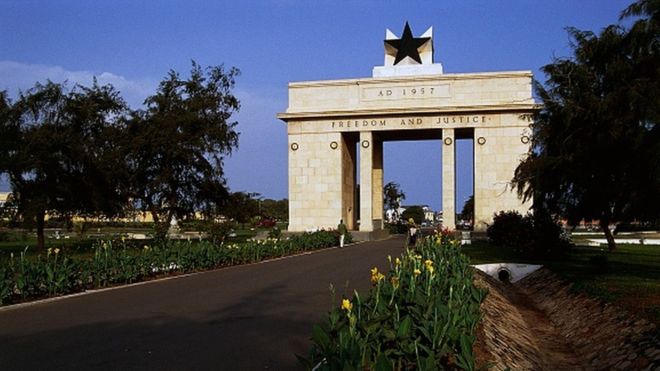 Le Ghana est devenu le premier pays en dehors de l'Inde à recevoir des doses de vaccin COVID-19 expédiées via la Facilité COVAX.