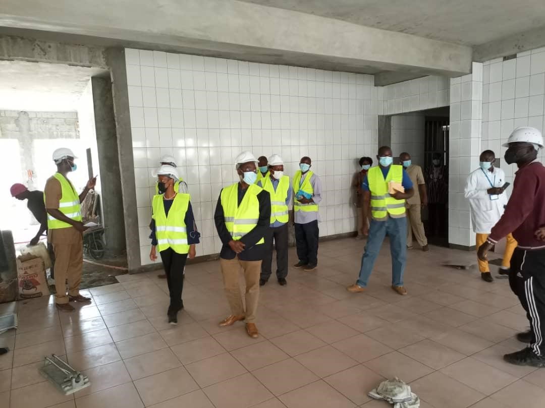 Le ministre de la santé  Moustafa Mijiyawa a visité  les chantiers de construction  d'infrastructures  sanitaires et certains hôpitaux
