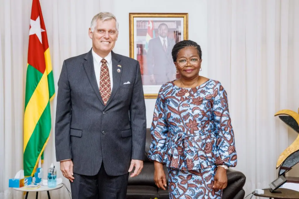 Eric Stromayer, ambassadeur des Etats-Unis d'Amérique au Togo en fin de mission a commencé le tour des institutions de la République pour ses adieux