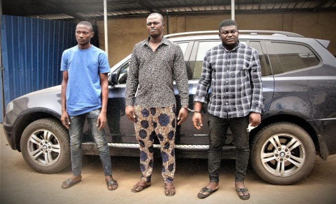 Coup de chapeau à la Police nationale qui a réussi à mettre la main sur des présumés auteurs de braquage de clients de banques à Lomé.