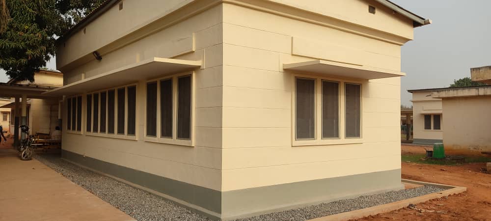 La direction du centre hospitalier universitaire (CHU SO) de Lomé vient d'inaugurer neuf pavillons d’hospitalisation modernes.