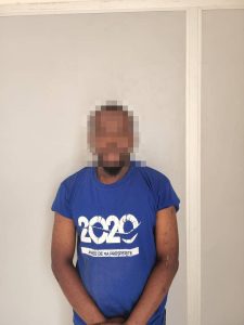 La police judiciaire a annoncé le 20 janvier 2023, l'interpellation d'un individu qui se fait passer pour une femme pour violer les filles