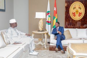 Gnassingbé s’est entretenu avec plusieurs responsables des institutions parlementaires à Lomé pour la conférence sur l’extrémisme violent.