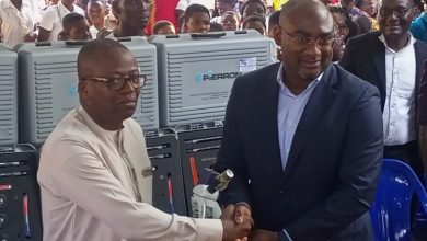 de la direction régionale de l'éducation plateaux-Est, Kolani Dambé, en service