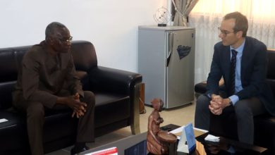 Remplacé à la tête de l'Université de Kara 7 ans sa nomination, 24heureinfo republie cet article mis en ligne en 2020  titré, "Université de Kara : professeur Komla Sanda, un président bulldozer".