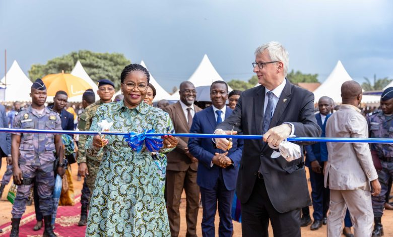 Le Premier ministre, Victoire Tomégah-Dogbé a officiellement remis, jeudi 23 mars, le nouveau marché de Kpalimé aux autorités communales.