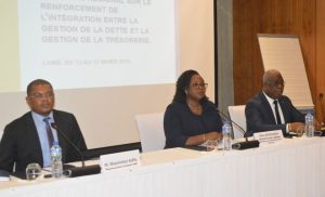 Un séminaire régional sur le renforcement de l’intégration entre la gestion de la dette et de la trésorerie s’est ouvert, le 13 mars 2023, à Lomé.