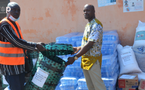 L’ONG Ami des poubelles a fait un don de vivres et non vivres à la prison civile de Lomé, le jeudi 23 mars 23.