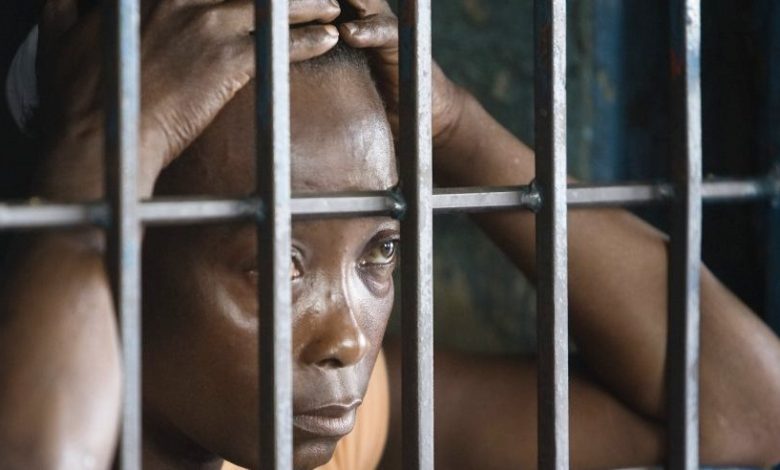 Grace au projet d’urgence pour le développement du secteur judiciaire, le ministère de la justice entend procéder à une série de  réhabilitation des prisons entre 2024-2026. Les  prisons de Dapaong, de Mango, de Notsè, d’Aného sont concernées.
