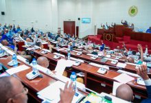 Vendredi 23 novembre 2023  s'est tenue à l'assemblée nationale togolaise, une confrontation entre le gouvernement et les membres de la Cour des comptes sur le rapport Covid-19.