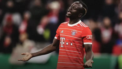Après des semaines de négociations, Sadio Mané, l'attaquant sénégalais du Bayern Munich, quitte l'Europe pour rejoindre Al Nassr et Cristiano Ronaldo.