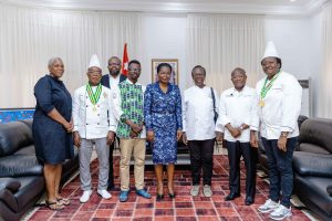 La cheffe du gouvernement, Victoire Dogbé a reçu en audience  mardi 09 mai 2023 à Lomé,  une délégation du comité d'organisation du FESMA