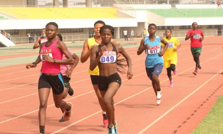 Le ministère des Sports et des Loisirs a procédé le 1er septembre 2023, à la remise d’agrément à 4 centres de formation sportive et à l’octroi d’une autorisation de création d’une école de formation sportive.Ce qui s’agit d’une démarche de reconnaissance officielle du ministère de tutelle autorisant les récipiendaires à exercer librement et en toute quiétude.