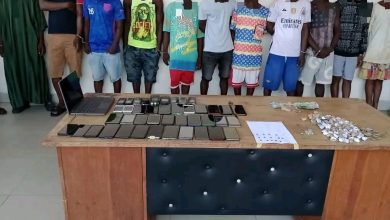 la Direction Centrale de la Police a conduit une opération qui a permis d’interpeller 29 voleurs à Katanga, Zorro-Bar, Adakpamé et Bè.