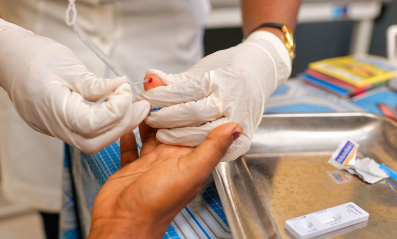 Avec l'augmentation des infections sexuellement transmissibles, l'OMS appelle à un meilleur accès aux services de dépistage