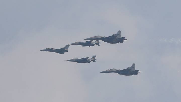 La fermeture en août de l’espace aérien survolé en temps normal par à peu près d’une centaine d’avions par jour a pesé lourd sur l’ASECNA