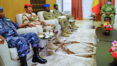 Mali : colonel Goïta reçoit une délégation du CNSP Niger