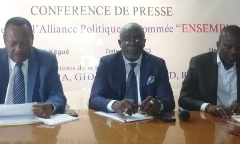 Mercredi a été lancé ,la coalition « ENSEMBLE… formée par trois partis politiques dont celui de l'ex-militant de l'ANC OURO-Akpo Tchagnao