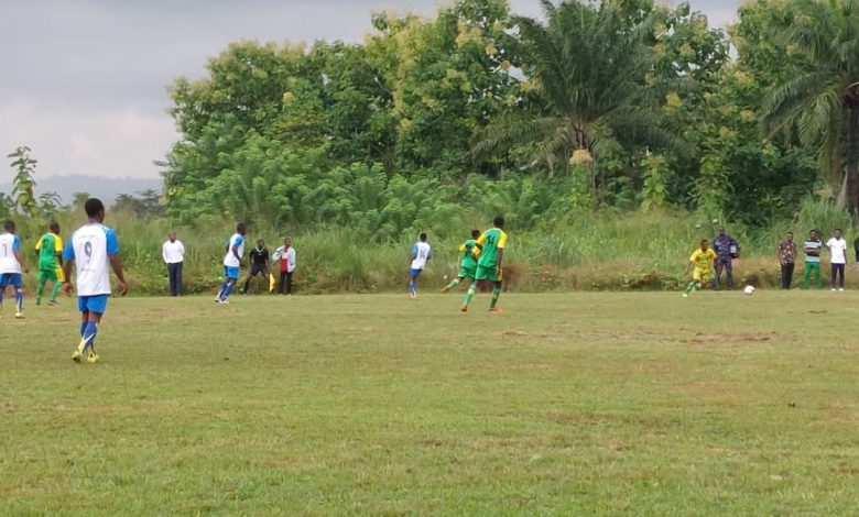 Les phases éliminatoires de la deuxième édition du Tournoi de l'Union à Kpélé ont pris une tournure épique ce mercredi 9 août 2023, offrant des victoires décisives et des moments de passion sur le terrain d’Agavé, au cœur de la commune Kpélé 2.