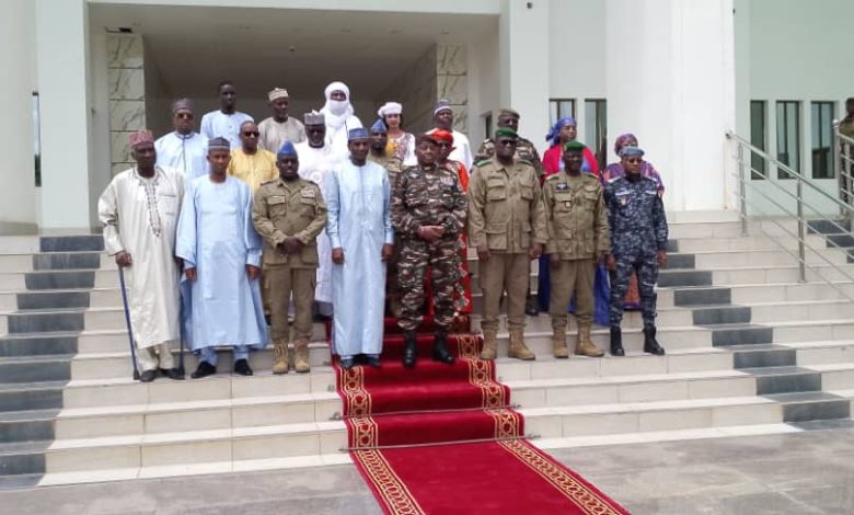 Le Conseil National pour la Sauvegarde de la Patrie (CNSP) a du Niger, dans communiqué publié ce mercredi 15 novembre 2023, rendu un vibrant hommage au peuple frère du Mali à la suite de la libération de la ville de Kidal le 14 Novembre dernier par les Forces Armées Maliennes (FAMa).