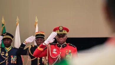 Au Gabon, cinq jours après le coup d’État du 30 août 2023le général Brice Clotaire Oligui Nguema, a prêté serment