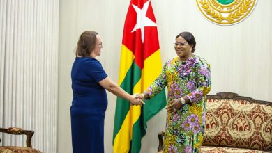 Yawa Djigbodi Tsègan, a conféré avec Edith Gingras, Directrice Régionale Afrique et Moyen-Orient du Centre Parlementaire Canadien.