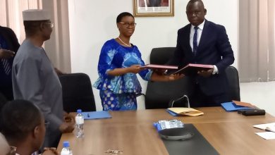 Le nouveau ministre de l'accès universel aux soins Jean-Marie Tessi nommé le 8 septembre 2023 a pris fonction mercredi 13 septembre suite à la passation de services avec son prédécesseur, Assih.