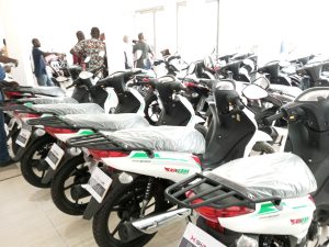 Les gammes de motos du groupe Shineray, le numéro 1 en Chine ont été lancées samedi 2 septembre 2023 sur le marché au Togo