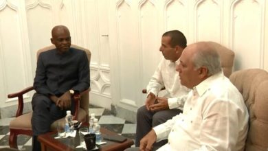 Professeur Robert Dussey, ministre des affaires étrangères du Togo a représenté le Togo au  sommet du Groupe des 77 pays en développement et de la Chine (G77+Chine) qui s'est achevé le 15 septembre 2023 à La Havane en Cuba.