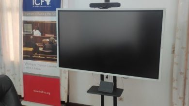 Après la Cour d’Appel il y a quelques semaines, une autre juridiction togolaise va renforcer son processus de dématérialisation.  Il s'agit du  Tribunal de commerce de Lomé qui vient de bénéficier d’un kit de visioconférence, pour la tenue d’audiences en ligne. 