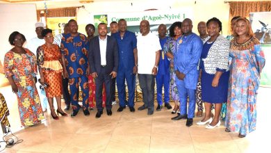 Annoncée depuis juin 2023, la cellule de veille contre l’incivisme et la délinquance  de la commune Agoè-nyivé 1 a été officiellement installée par le maire Kovi Adanbounou mardi 31 octobre 2023  lors d’une cérémonie suivie du renvoi en mission. Sa mission sur le terrain est de travailler à l’identification des auteurs des actes inciviques  et à la conduite des campagnes de sensibilisation.