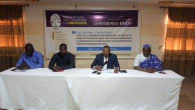 Le Collectif des Jeunes pour le Développement (CJD) lancé il y a seize ans a appelé jeudi 5 octobre 2023 lors d'une conférence-débat, la population togolaise à rester attachée à la paix pour  le développement durable et harmonieux du pays. Ce vœu exprimé 33 ans après la révolution du 5 octobre 1990 reste symbolique et plein de sens.