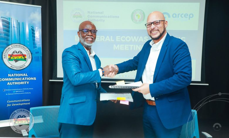 Les usagers de téléphonie mobile du Togo en voyage au Ghana et ceux du Ghana au Togo pourront bientôt communiquer à moindre coût sans changer de carte SIM grâce à la suppression des frais d’itinérance (roaming).