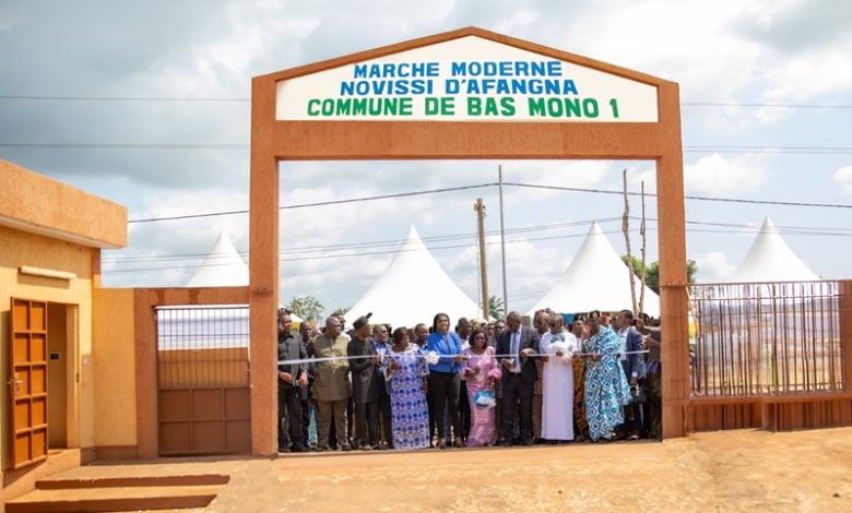 Samedi 11 novembre 2023, les marchés modernes d’Afagnan et de Glidji ont été remis par le ministre Hodabalo Awate à la communauté.