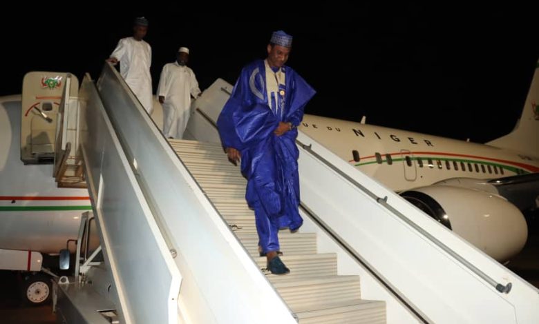 Le Premier Ministre du gouvernement de la transition du Niger, M. Mahaman Lamine Zeine a regagné Niamey en début de soirée de dimanche 12 novembre 2023 , venant d'Arabie Saoudite où il a participé au sommet Arabie Saoudite-Afrique.