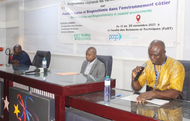 L’Université de Kara (UK) a initié un programme régional de formation sur la pollution marine et bio-géochimie dans l’environnement côtier au profit des étudiants, enseignants-chercheurs, chercheurs, post-doctorant, technicien, doctorant et masterant des Universités de six pays de l’Afrique de l’ouest notamment : la Côte d’Ivoire, le Bénin, le Nigéria, le Kenya, le Ghana et le Togo.