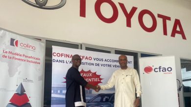 Grâce à un partenariat inédit, COFINA acteur majeur de la mésofinance au Togo favorise aux  entrepreneurs,  l'achat de véhicule neuf chez le distributeur automobile CFAO MOTORS. Une facilité rendue possible suite  un accord signé  vendredi 15 décembre 2023 à Lomé.