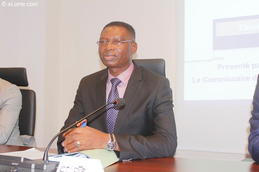 Débarqué de son poste de commissaire des impôts de l'Office togolais des recettes  en 2020, Ahmed Esso-Wavana Adoyi a retrouvé du travail à la présidence de la république depuis septembre 2023.