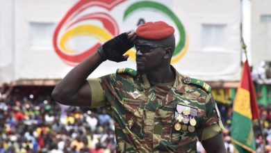 Le chef de la junte guinéenne, le colonel Mamadi Doumbouya, est élevé au rang de général, indiquent ses services sur les réseaux sociaux.
