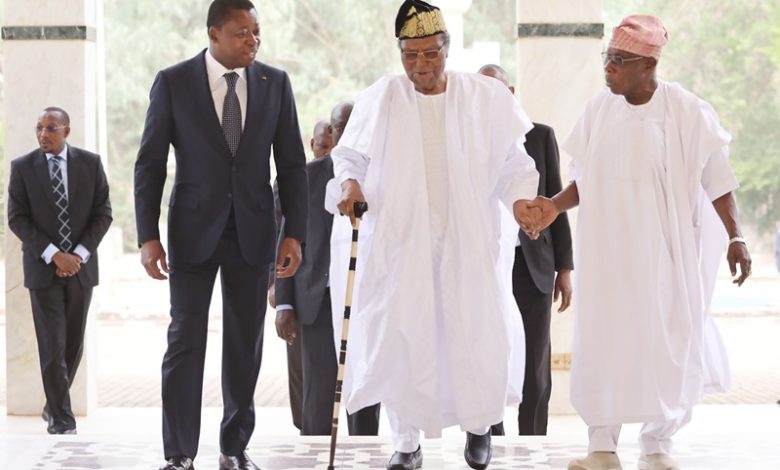Faure Essozimna Gnassingbé s’est entretenu,  5 février 2024 à Pya a Nord Togo, le Général Olusegun Obasanjo du Nigeria et Nicéphore Soglo